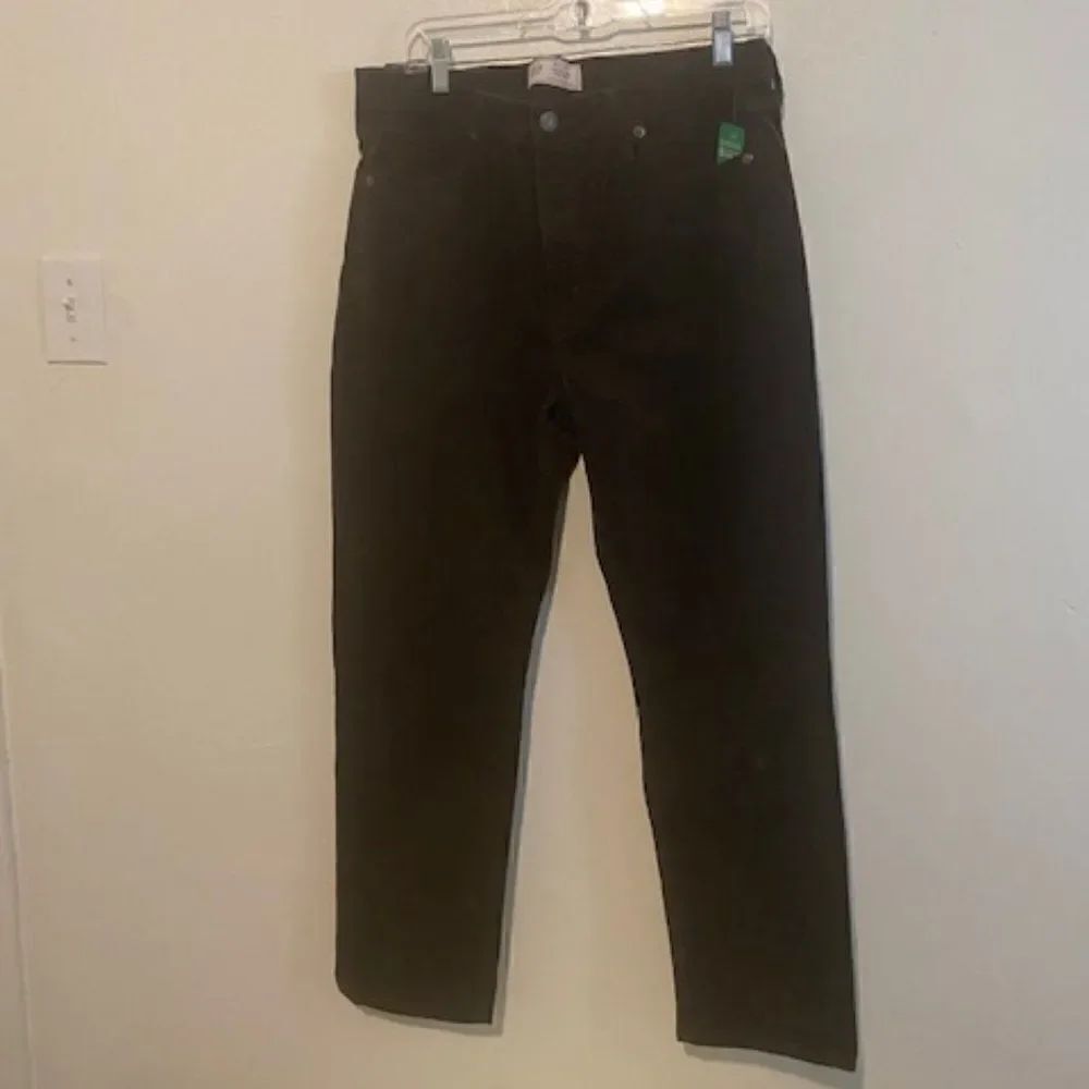 GAP Brown Vintage Slim Mid-rise 5 pocket corduroy, size 32/14